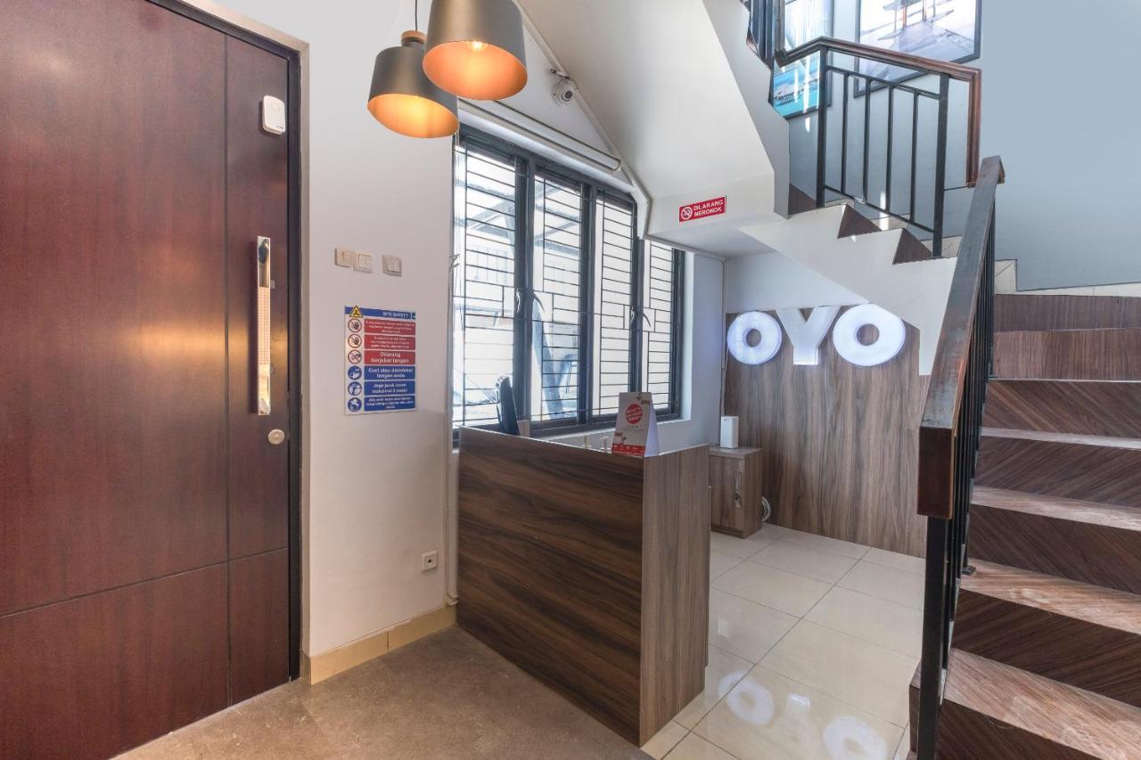 Telukjambe Oyo Life 3246 Walnut Inn G-10 מראה חיצוני תמונה