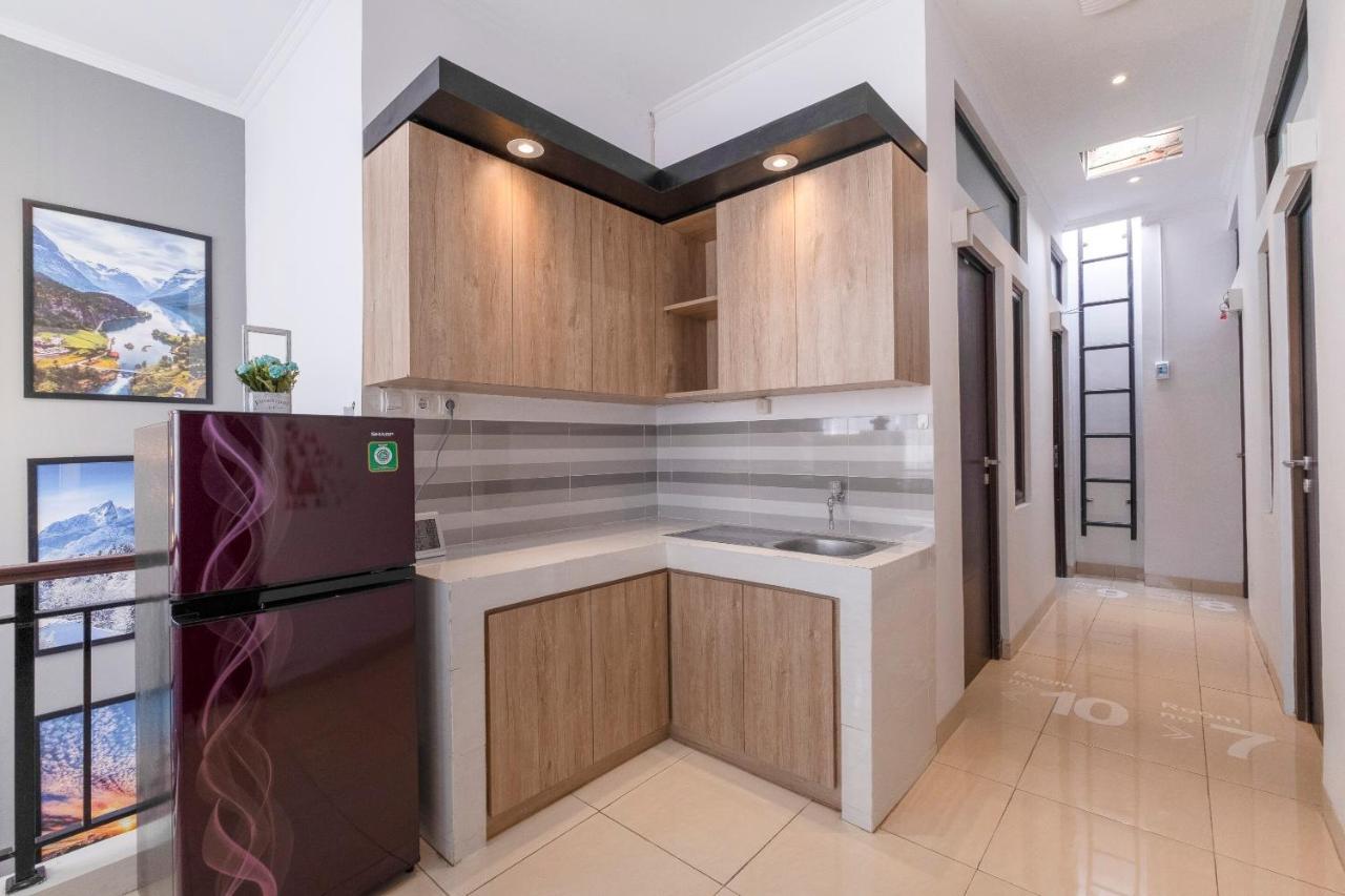 Telukjambe Oyo Life 3246 Walnut Inn G-10 מראה חיצוני תמונה